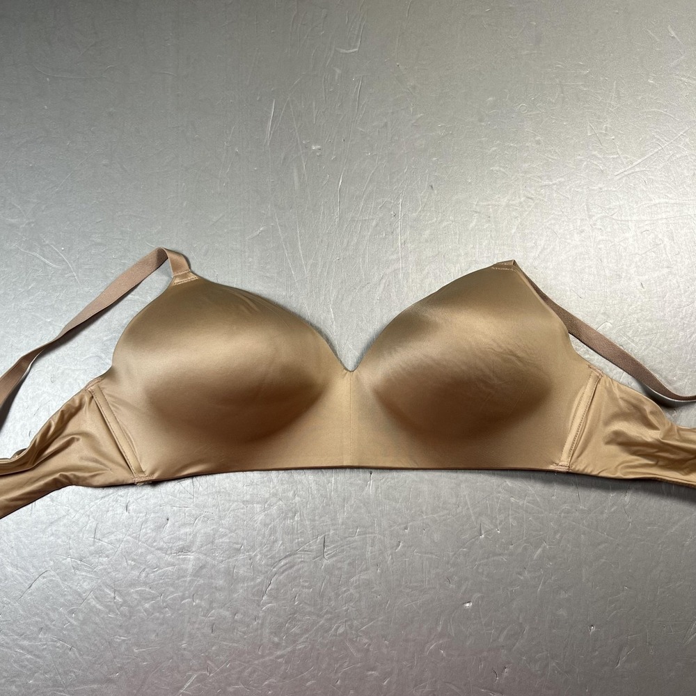 B.tempt'd Bra‎ Womens 38D Beige Nude T Shirt Underwire Padded Smooth Everyday